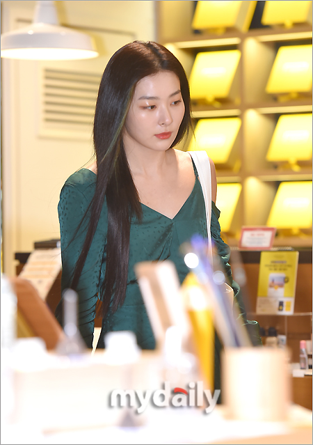 행사장 속 스타 행사장 속 스타