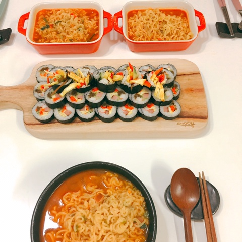  김밥맛있게싸는법 김밥만들기