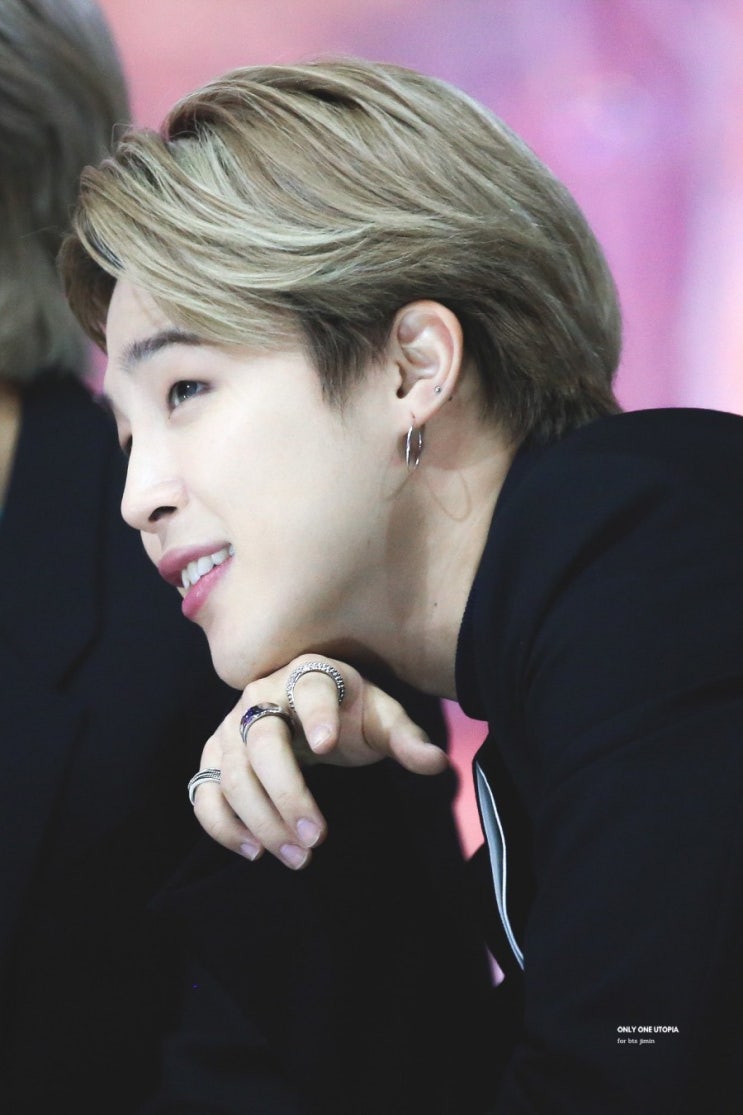  [방탄소년단 지민] 이런 미소