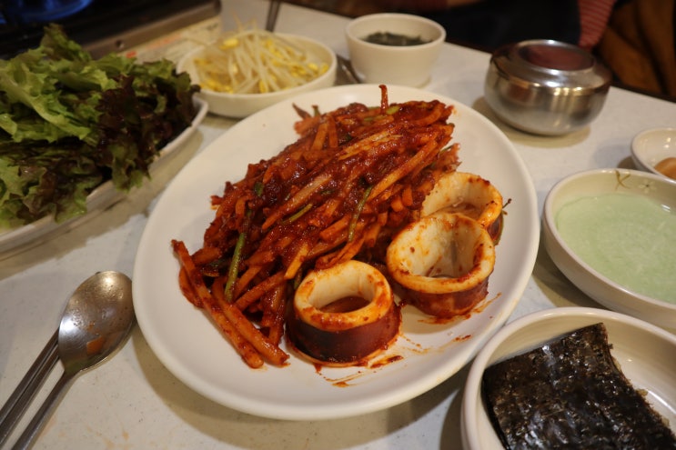  안양역 안양일번가 맛집 <울릉도오징어보쌈> 맛있게 매콤한 맛~!