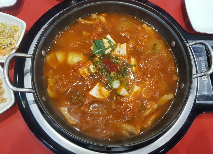 (실제후기) 송도 김치찌개 맛집 - 봉할매 김치찌개