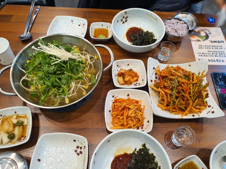  율량동 남도 복국에  복지리 복껍데기무침 해장하기 좋네요
