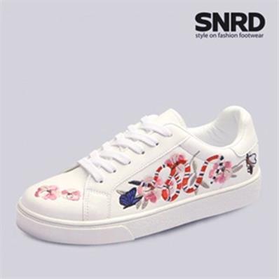  [SNRD 자수 스니커즈] SN177 화이트 단화 운동화 스니커즈 커플신발 (29,800원)