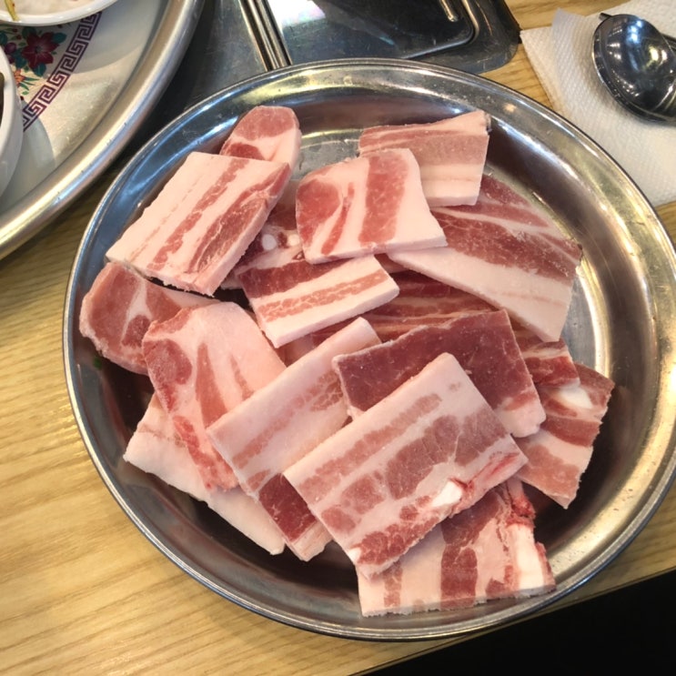  탄페스타 추억의 냉동삼겹살 @현대식당