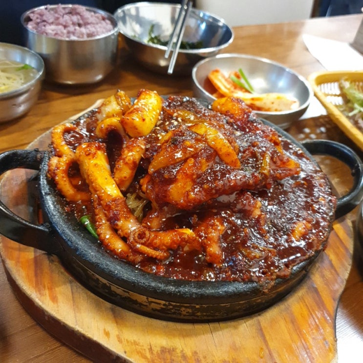  동성로"신라식당" 에 다녀왔어요.