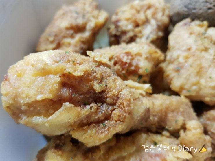  [수지] '멕시카나 용인성복점'에서 '뿌리고치킨'과 '더블치즈볼' 먹어봤어요!