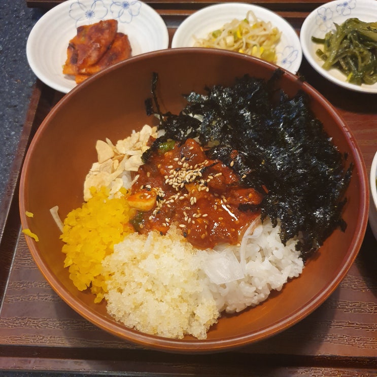  강남N타워 에서 만원 이하로 해결 가능한 점심 메뉴 추천 : 마법갈비 요술꼬치 역삼점 매콤 양념 새우장 덮밥!