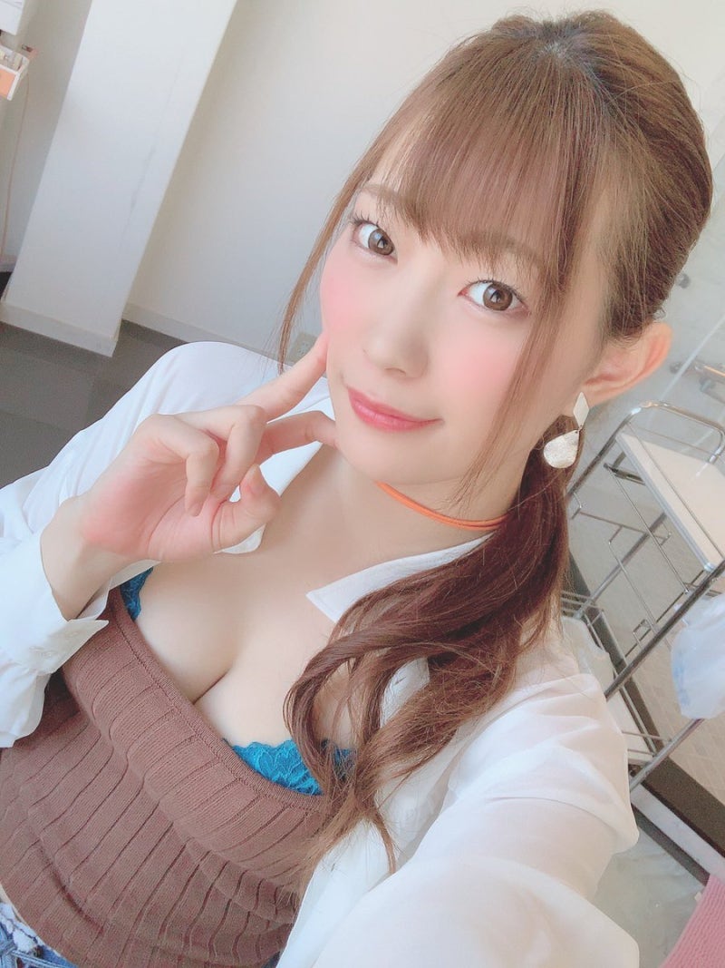 미타니 아카리 / 美谷朱里 / Akari Mitani 프로필 : 네이버 블로그