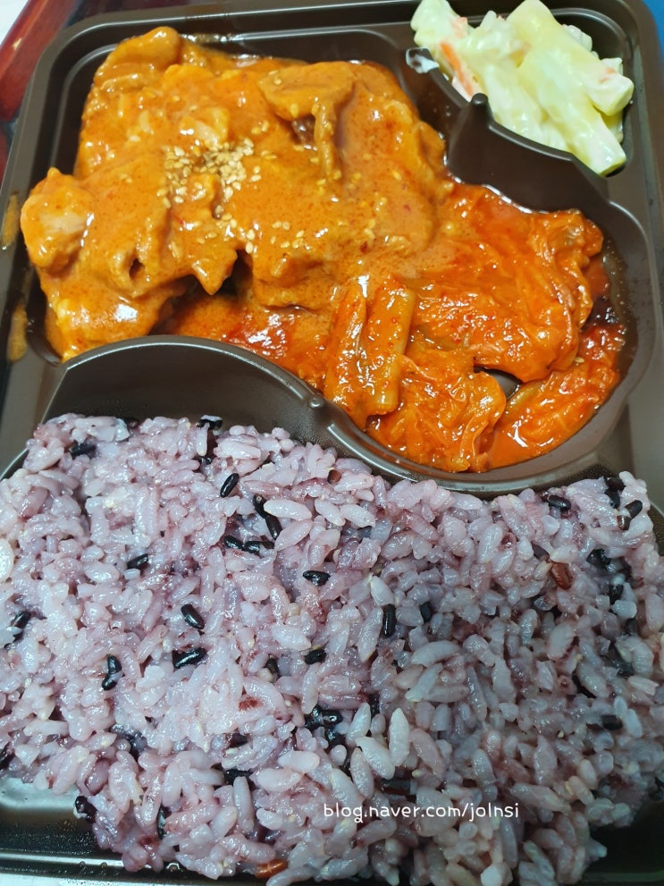  [CU 편의점 도시락] 고기듬뿍 김치제육 간단 한끼 해결!