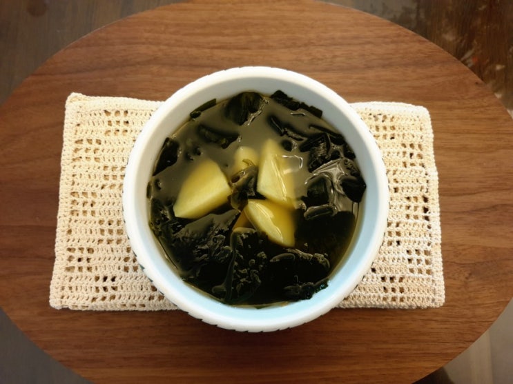  감자미역국 끓이기 ~