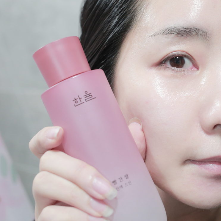  보습끝판왕 에센스 스킨 추천! 한율 빨간쌀 진액 스킨으로 찰벽보습 해요