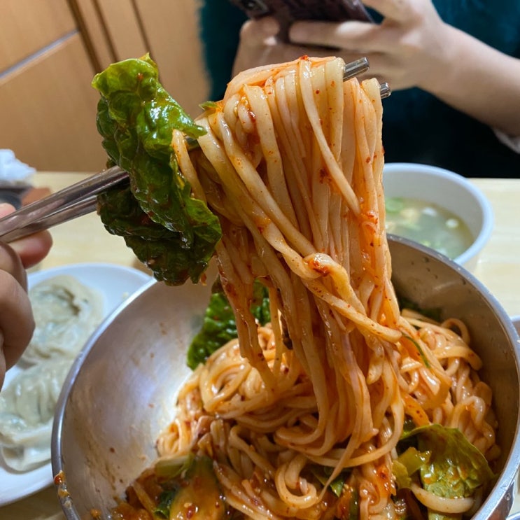  [서울/영등포] 문래창작촌 비빔칼국수 맛집 " 영일분식 "Feat 유퀴즈온더블럭도 왔다!! 본점 