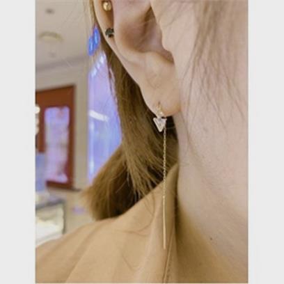 [미니골드 HY] 14K 브릴리언 드롭 롱귀걸이 ECOM4584 (59,800원)