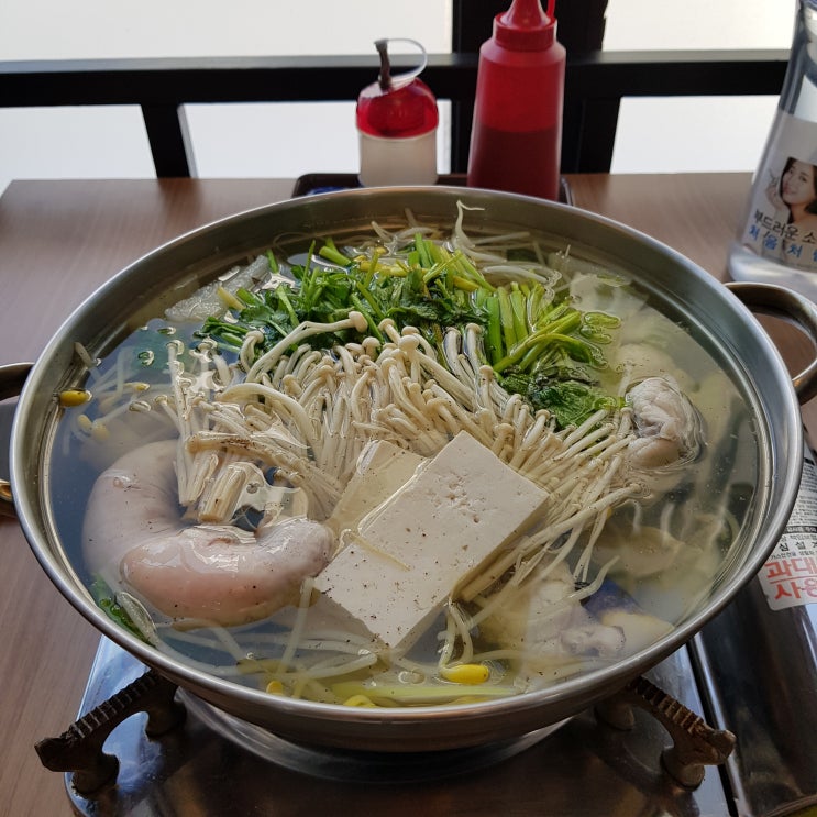  입맛 돋는 영양만점 뜨끈한 복지리탕으로 몸보신해요(강원도 강릉시 도시 어부)