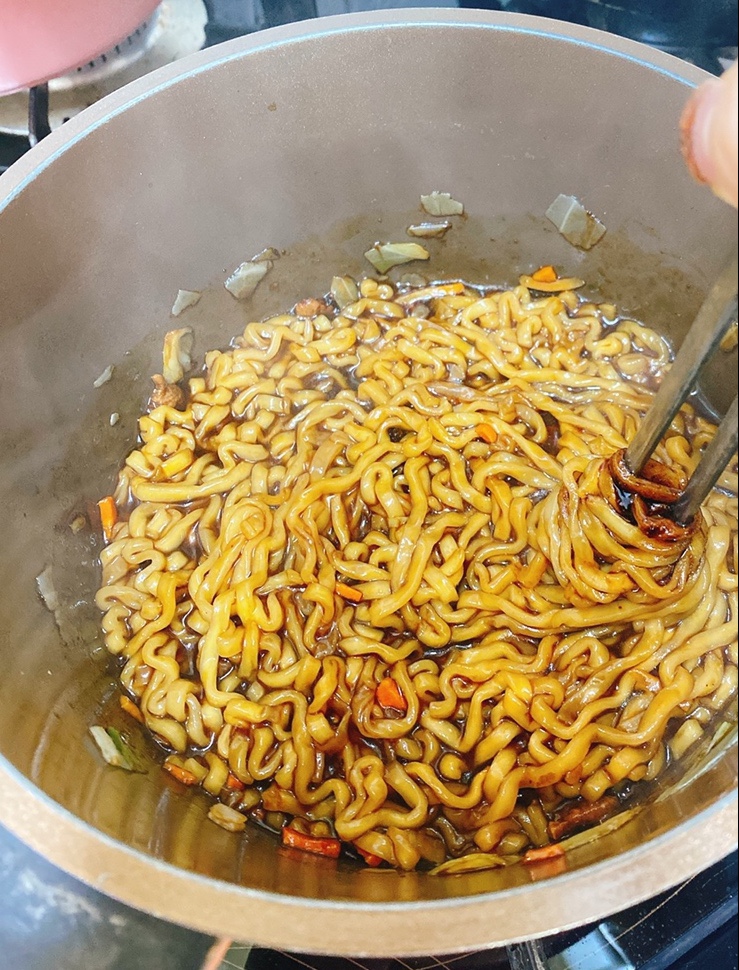 풀무원 생면식감 직화짜장 풀무원 생면식감 직화짜장