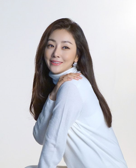  우리들의 찐찐! 배우 오나라, 후시크리에이티브와 전속 계약 체결!