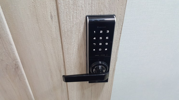  목문전용 손잡이 일체형 디지털도어락