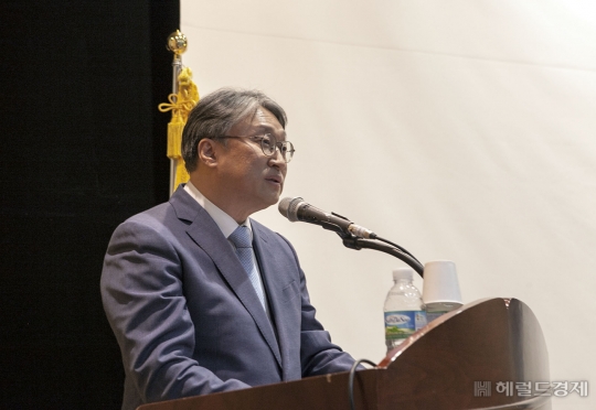 김민기 서울의료원장 퇴임, ‘간호사 사망’ 1년여 만 김민기 서울의료원장 퇴임, ‘간호사 사망’ 1년여 만