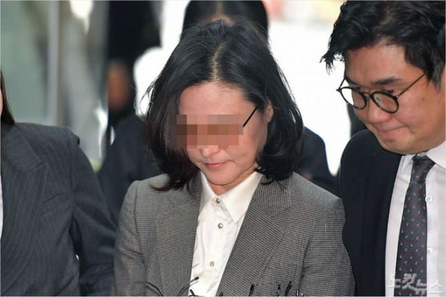 檢,정경심 보석반대 법원제출 .."증거인멸우려" 檢,정경심 보석반대 법원제출 .."증거인멸우려"