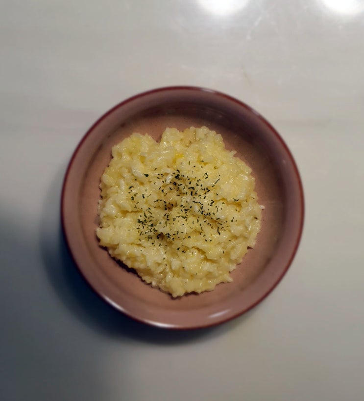 혼밥족 밥상 레시피 3분 콘크림 리조또 만들기 (오뚜기 스프 + 햇반 리소토)