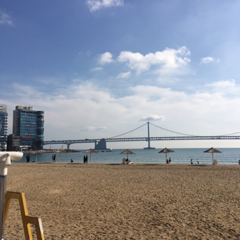 부산 커플라운지 게스트하우스!! 광안리 바닷가, 광안대교, 수변공원과 함께!