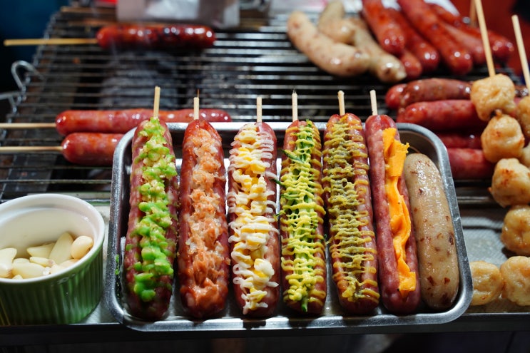 칭징농장: 남문 시장 탐방, 칭징농장 근처 현지 맛집(jiahong Street Restaurant)