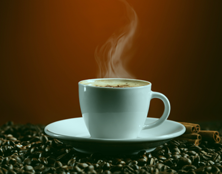 커피 하루 4잔 영향 - 6개월에 체지방 4% 감소