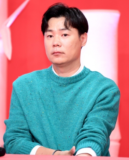 최현석해킹사문서 위조 의혹 레스토랑오픈강행ㅡ방송가도 빨간불 최현석해킹사문서 위조 의혹 레스토랑오픈강행ㅡ방송가도 빨간불