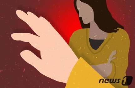 국회의원보자관 성추행 혐의입건ᆢ30대여 노래방서 만졌다 국회의원보자관 성추행 혐의입건ᆢ30대여 노래방서 만졌다
