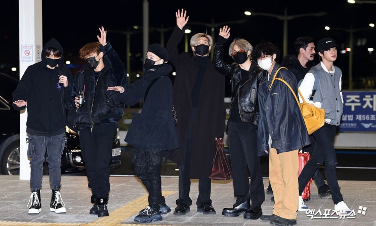 200118 방탄소년단 in 공항 2 (BTS)