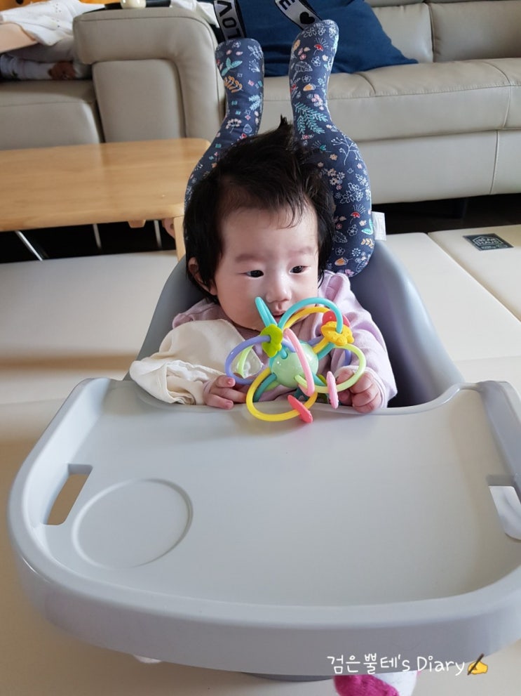  [아빠육아는 템빨#5] 첫 범보의자 젤리맘, 에시앙, 본베베를 고민하다 '본베베 범보의자 마스터 세트' 구매했어요! 식판 트레이의 효과에 저는 꽤 만족합니다.