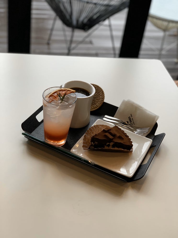 거제도 카페 : 항구 1465 , 앞에 바다 잉구, 커피 맛잉구,,! 거제도 카페 : 항구 1465 , 앞에 바다 잉구, 커피 맛잉구,,!