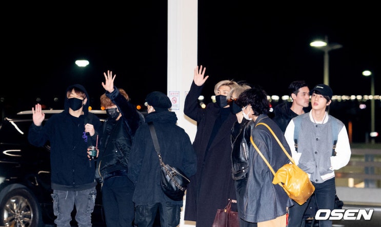 200118 방탄소년단 in 공항 (BTS)