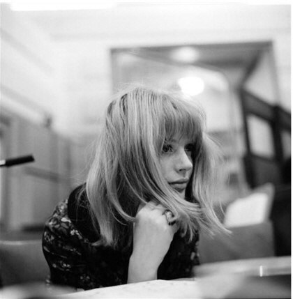 마리안느 페이스풀의 소 세드 『 Marianne Faithfull - So Sad 』『 LP 듣기/가사 』