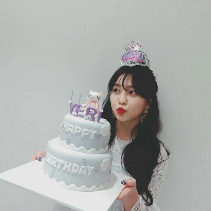  예콩찌 워너비 :: 레드벨벳 Red Velvet 얼빡림으로 유명한 예리 일상생활 셀카 모음집 :-)