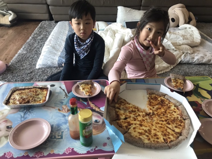 쌍용동 흑미도우 피자알볼로 배달 피자 맛집 / 천안식후감