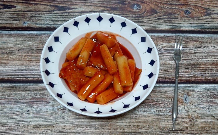  밀떡볶이 추억의 분식집 맛 : 로뎀푸드 서울마님 오감 떡볶이