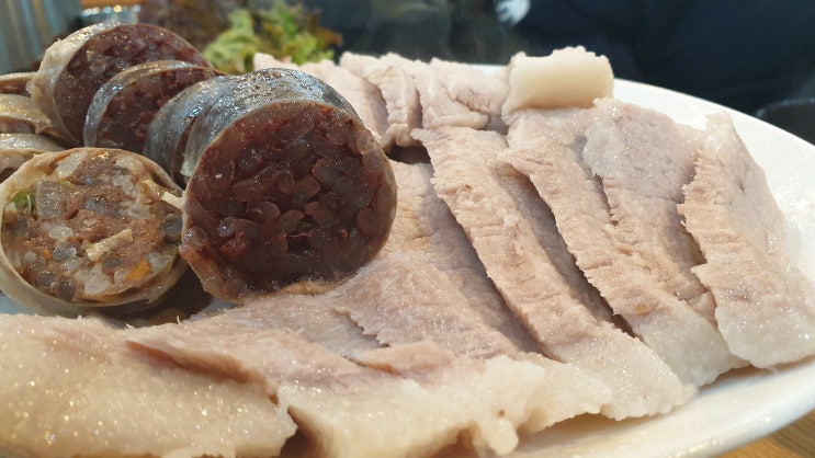  부산여행:) 부산 수육 맛집 "쌍둥이돼지국밥"