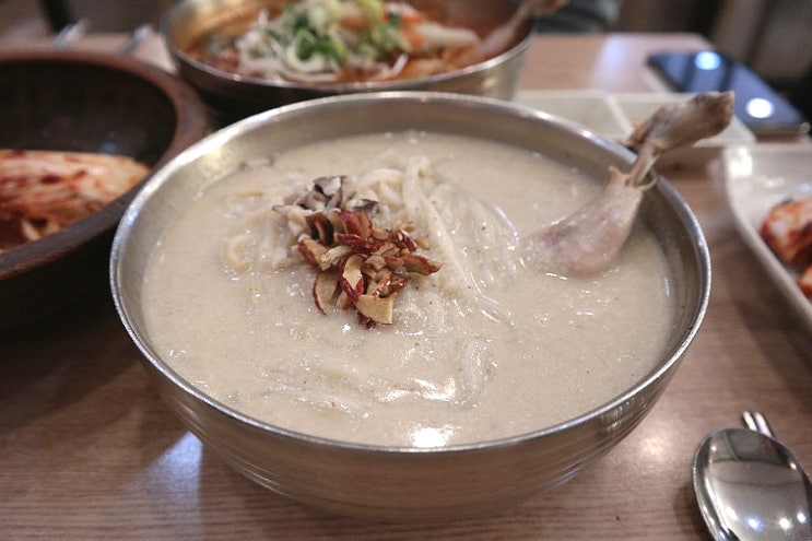  파주닭국수 본점, 들깨닭국수&매운닭국수 자꾸 생각나는 맛집