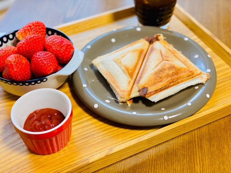  이마트/노브랜드 일렉트로맨 1인용 샌드위치 메이커로 맛있는 브런치 만들기 후기