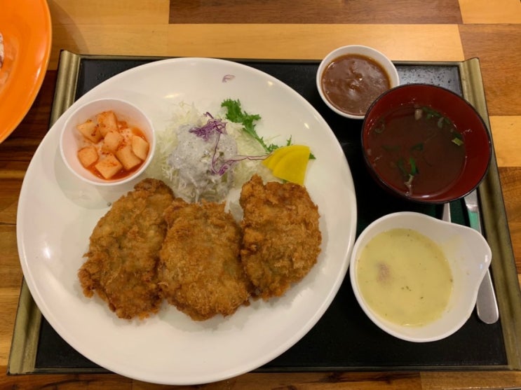  [창원 맛집] 돈가스에는 비빔밥이쥬~ 비비돈가스 갔다 왔어요.