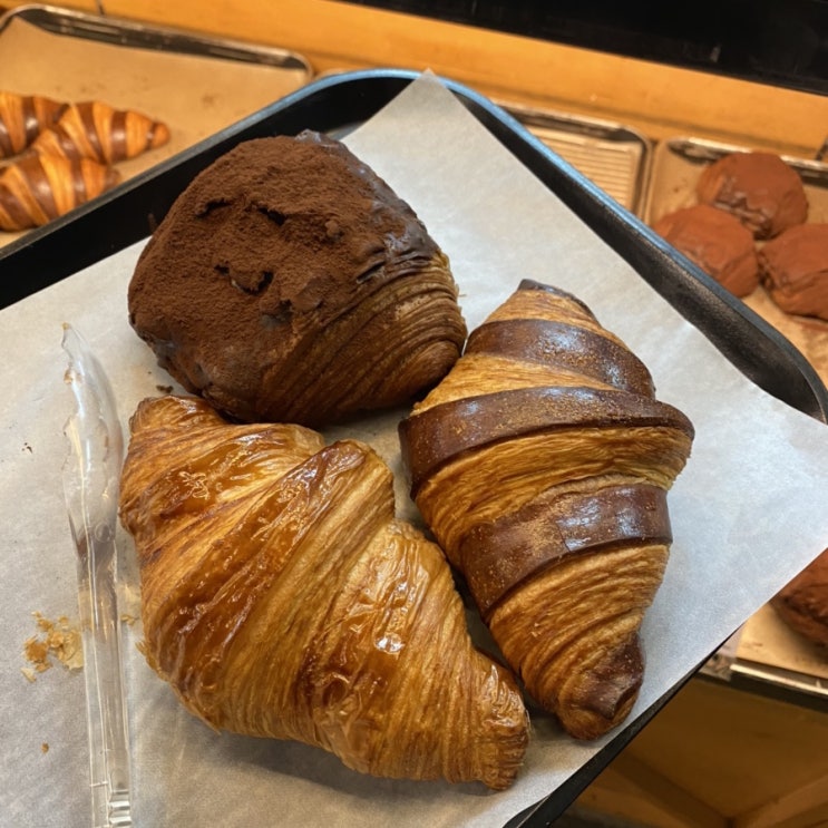  도산공원 카페 아우어 베이커리 OUR bakery