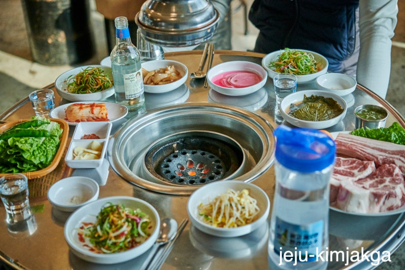 제주 중문 흑돼지 맛집, 옆 텃밭에서 직접 기른 채소쌈 제공 '갓돈'