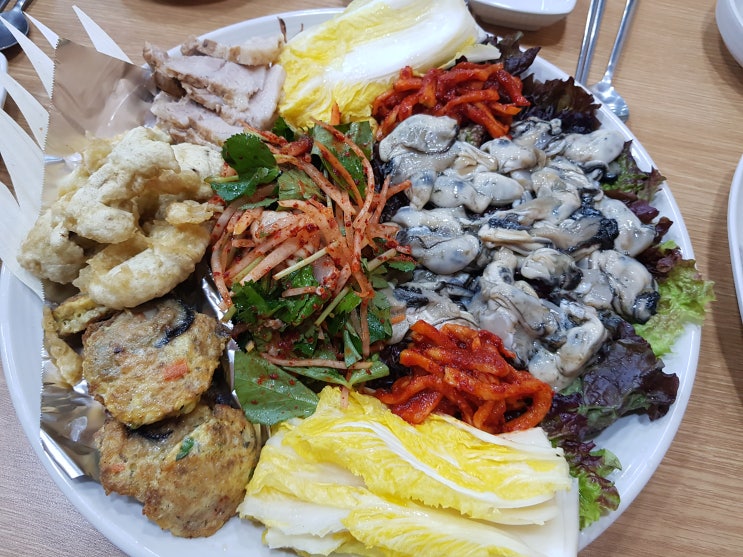  굴섬 - 수원 조원동 맛집 모임장소 추천