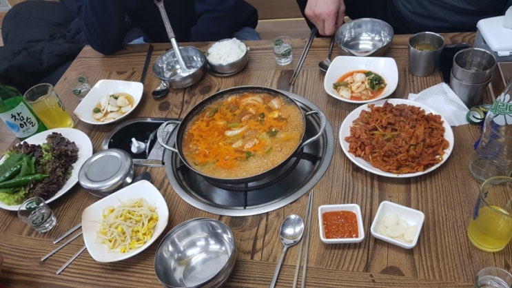 대구 동구 봉무동 이시아 폴리스 맛집 : 코끼리 식육식당 / 돼지찌개 . 석쇠구이 전문점 / 얼큰한 돼지찌개 / 불향 석쇠구이 대구 동구 봉무동 이시아 폴리스 맛집 : 코끼리 식육식당 / 돼지찌개 . 석쇠구이 전문점 / 얼큰한 돼지찌개 / 불향 석쇠구이