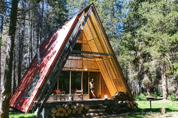 숲 속 렌탈 A-Frame 캐빈 하우스 오두막집 에서 살아 보기 숲 속 렌탈 A-Frame 캐빈 하우스 오두막집 에서 살아 보기