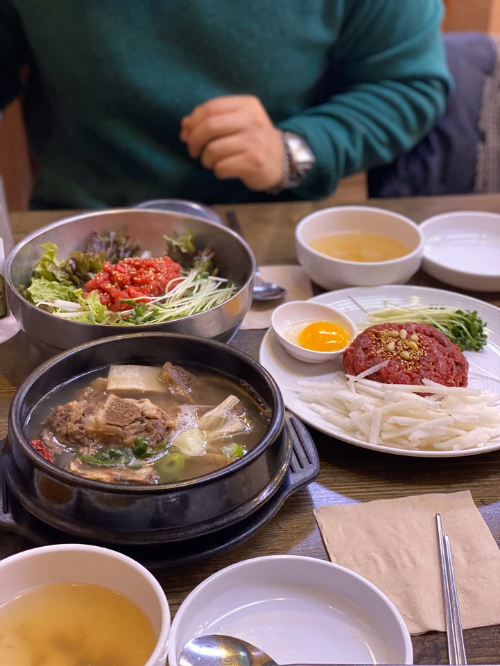  [서울/종로] 종로5가 육회 맛집 " 우가육회불고기 "Feat 신선하고 질좋은 육회는!!? 본점 