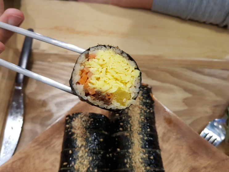  [보슬보슬] 강남역 점심. 수제왕돈까스, 보슬김밥으로 배빵빵~!