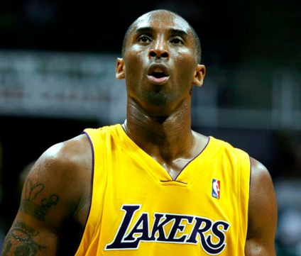 NBA 전설 '코비 브라이언트' 헬기사고로 사망…각지서 추모 물결