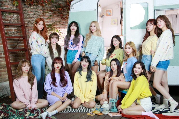 우주소녀와 24/7! 2020 시즌그리팅 비하인드 – 1